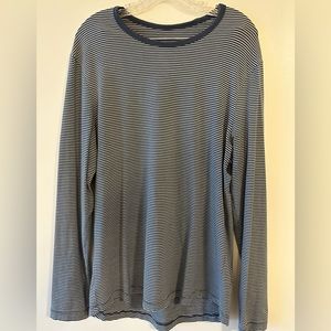 Men’s Lululemon 5day basic long-sleeve shirt. White/Blue Striped - Size Medium